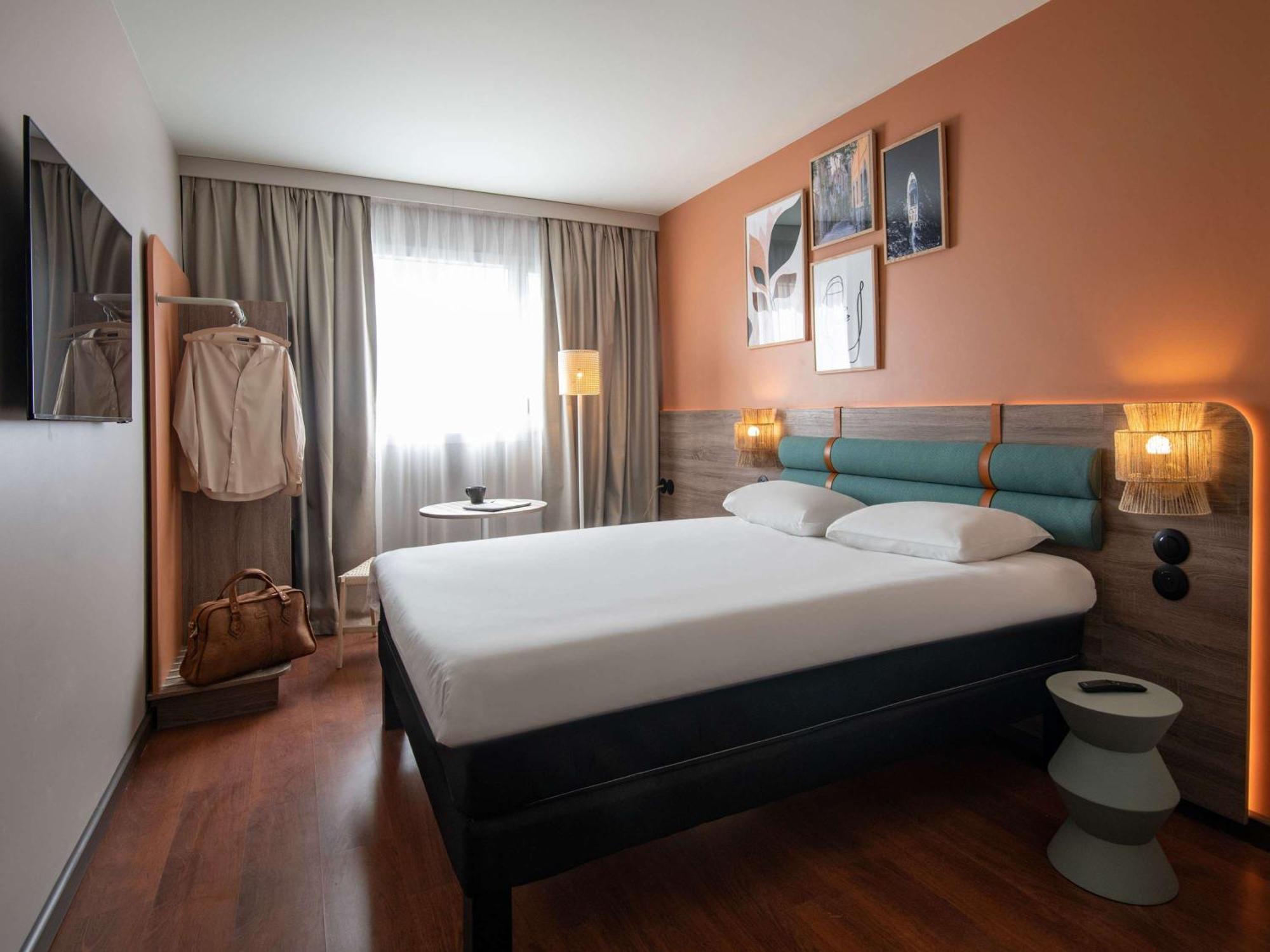 Ibis Golfe De Saint-Tropez Hotel Cogolin Exterior photo